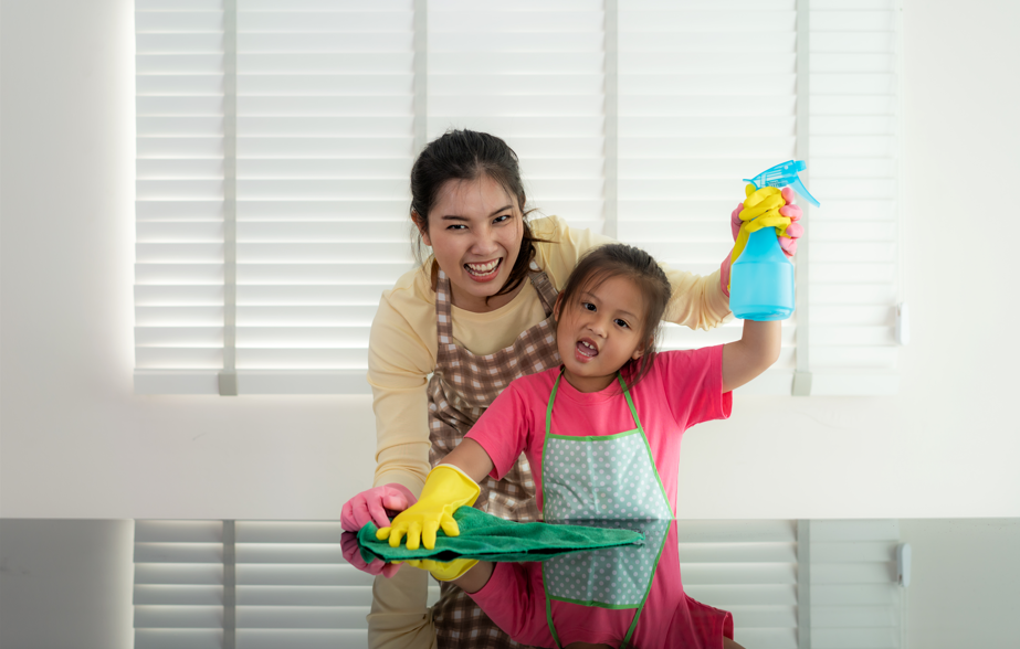 tantangan ibu rumah tangga, stay at home mom, me time untuk ibu, pekerjaan ibu rumah tangga, ibu tidak kerja tapi sibuk, burnout ibu di rumah, validasi ibu rumah tangga, ibu muda parenting, Bunda, si Kecil